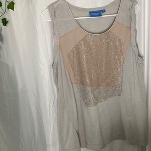 Simply Vera Vera wang neutral colors top geometric fun shimmer design